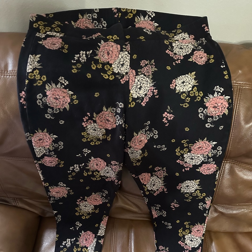 Torrid Floral Leggings